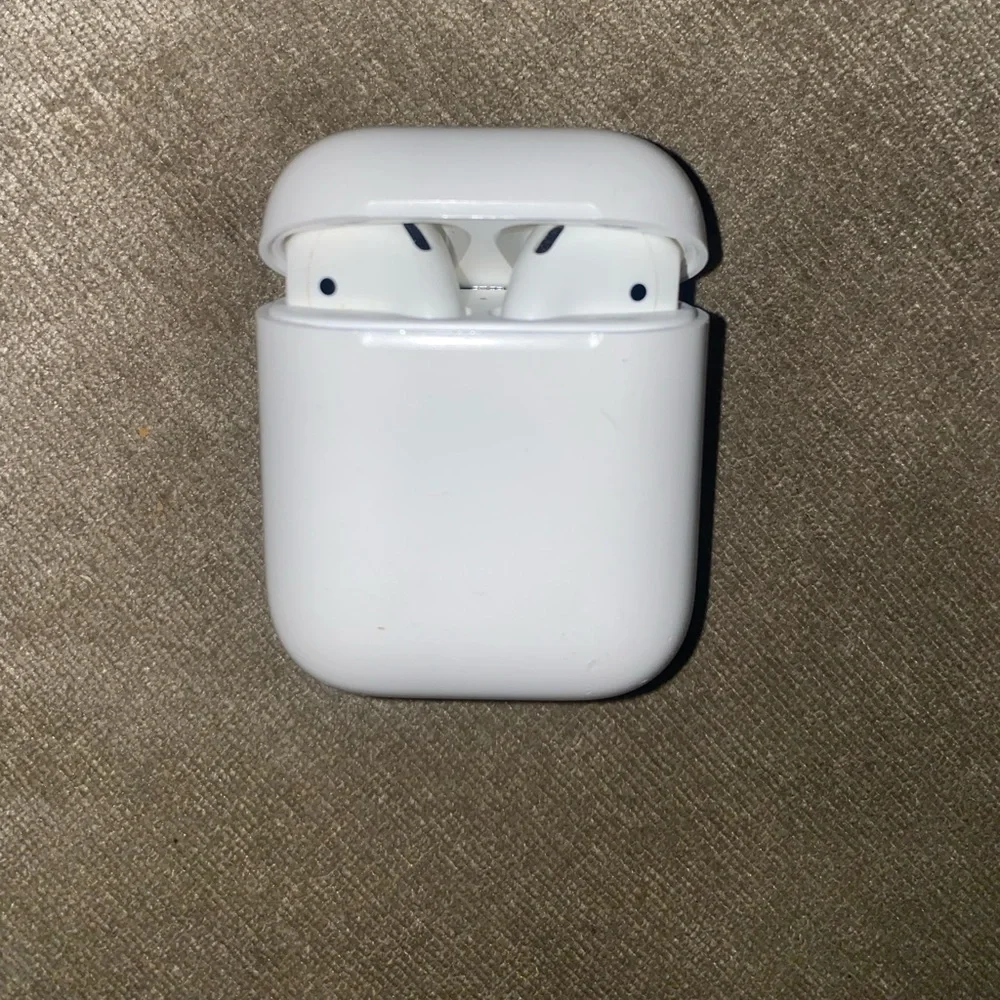 Apple air pods 2nd generation